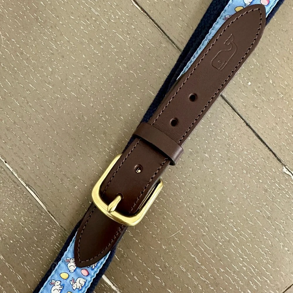 Vineyard Vines Boys Playful Easter Bunny Print Leather & Navy Belt • Size 28